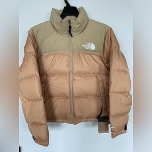 NWT The North Face Women 96 Retro Nuptse Jacket Almndbtr/khkstn XS、XL 700Fill